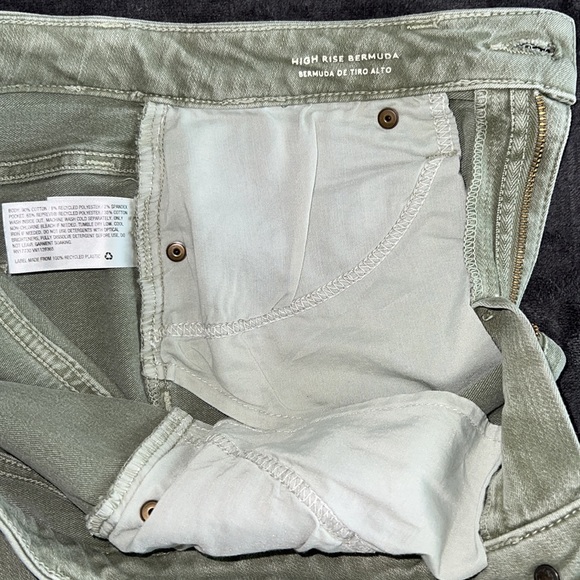 Universal Thread High Rise Bermuda Shorts - Picture 6 of 6